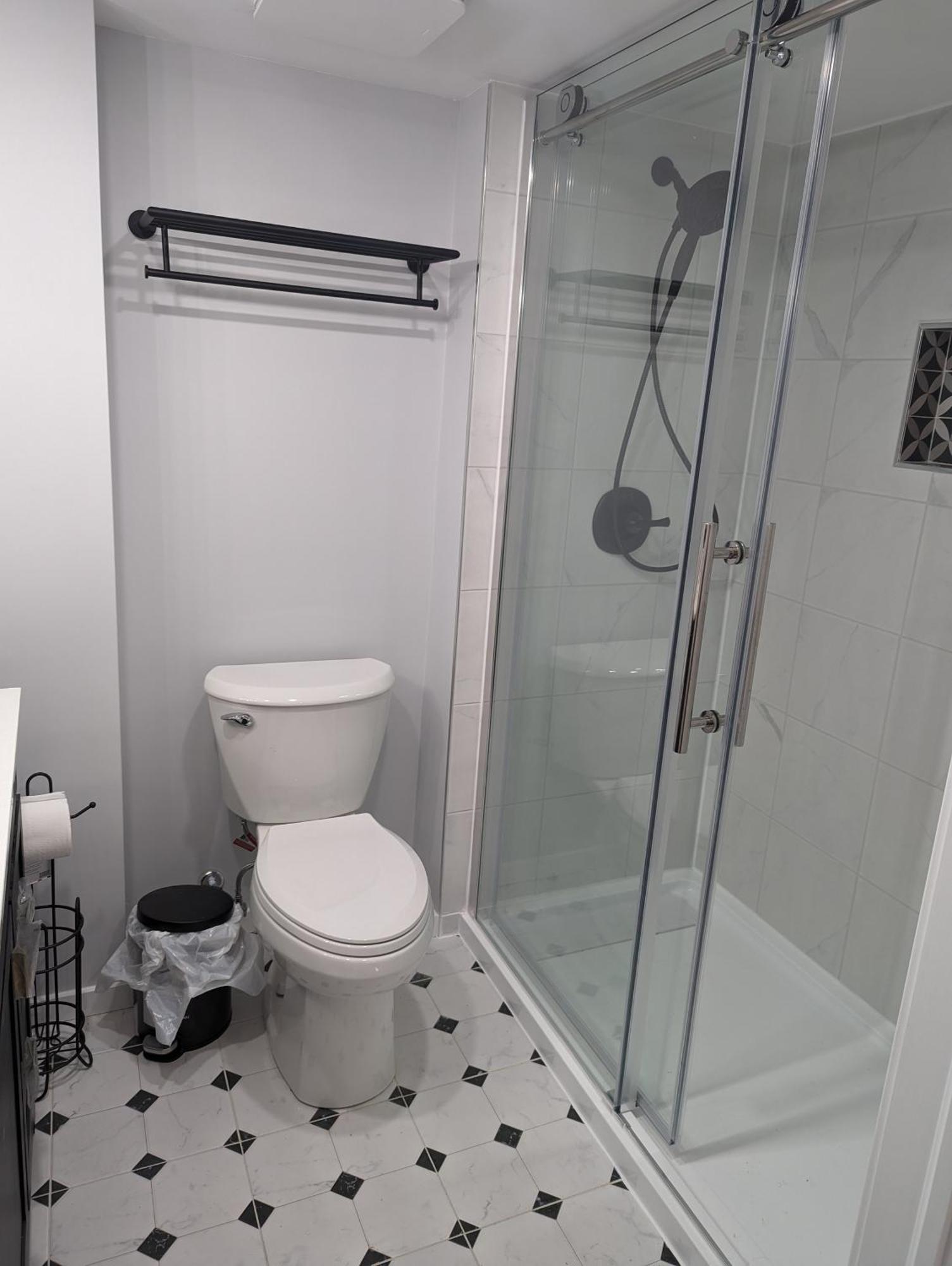 Adorable 4 Bed,3 Bath House Villa Кингстън Екстериор снимка